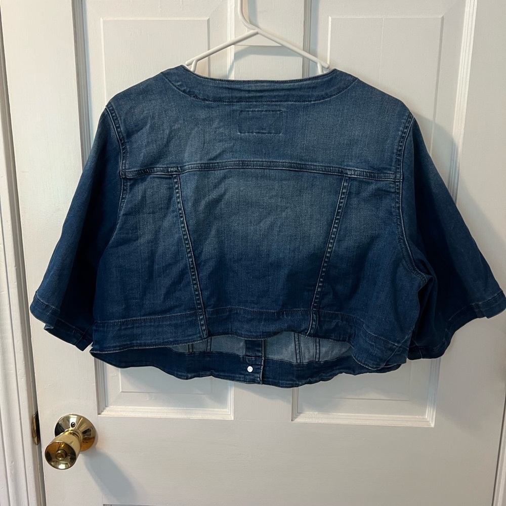 Torrid Cropped Denim Jacket - Dark Wash - Picture 2 of 4